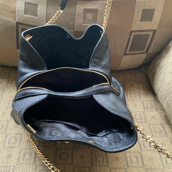 Michael Kors - Picture 3 of 3